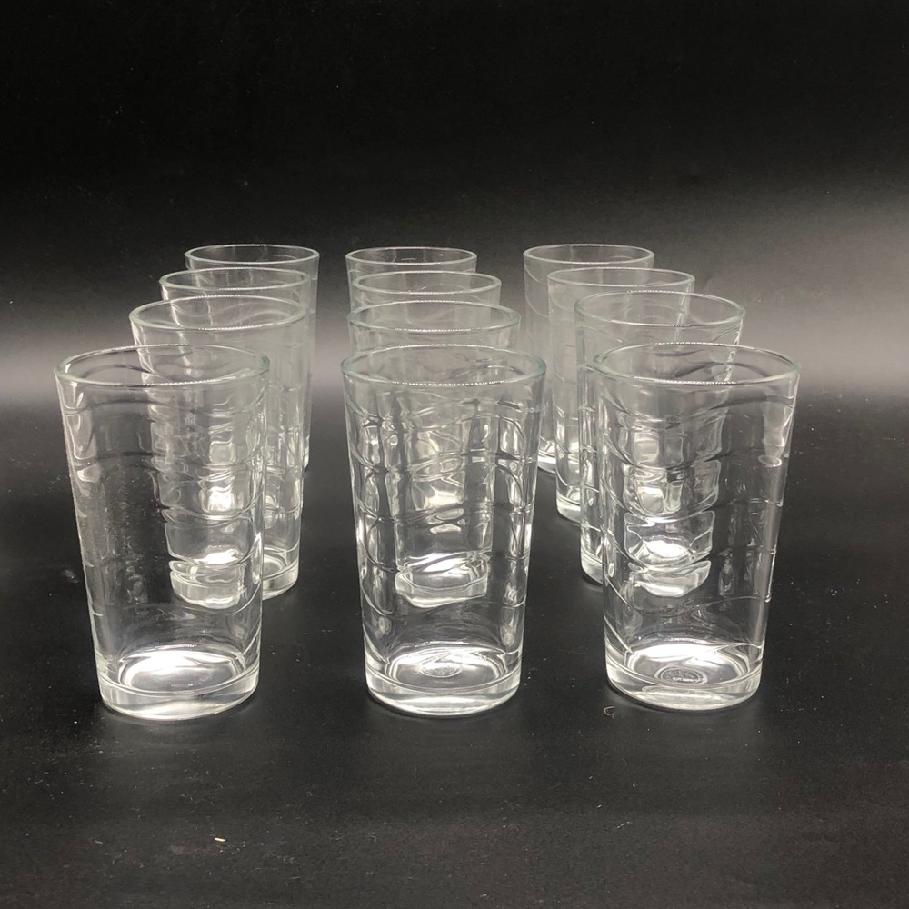 Set of 12 heavy duty juice clear glasses